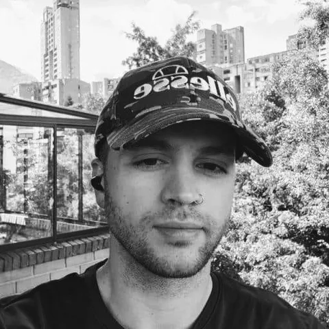Joel Frank headshot